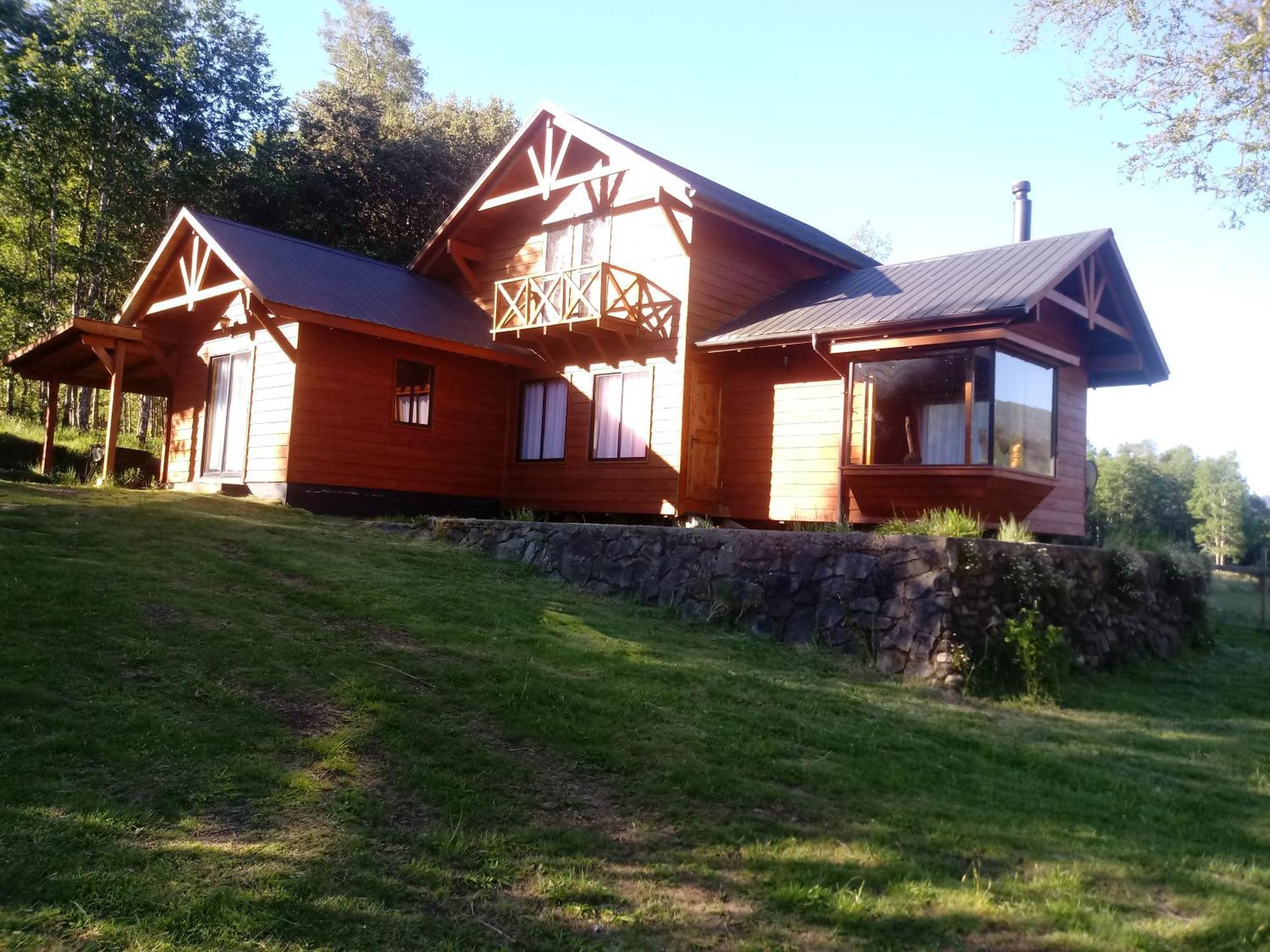 Cabanas Los Canelos Hermosa Granja En Pucon Exterior photo